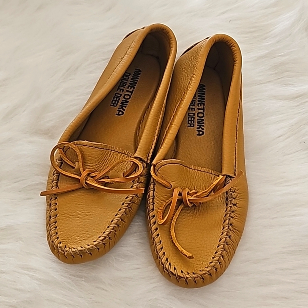 Leather soft sole moccasins